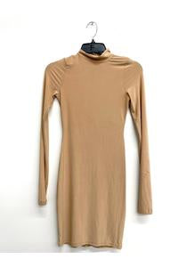 Body con dress/thumb hole